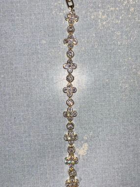 Crystal Cross Link Bracelet in Gold & Clear